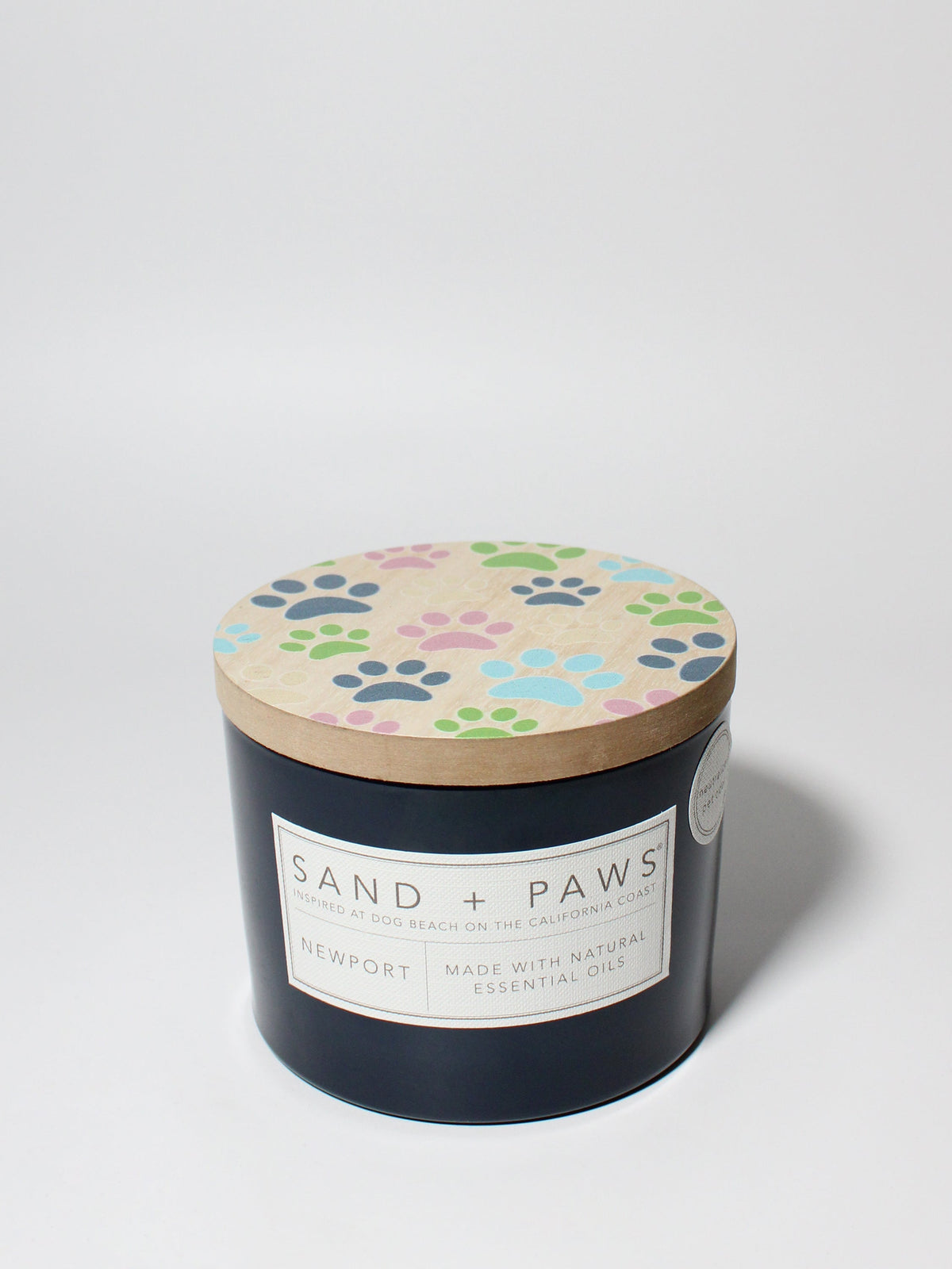 Sand + Paws Newport 12 oz scented candle