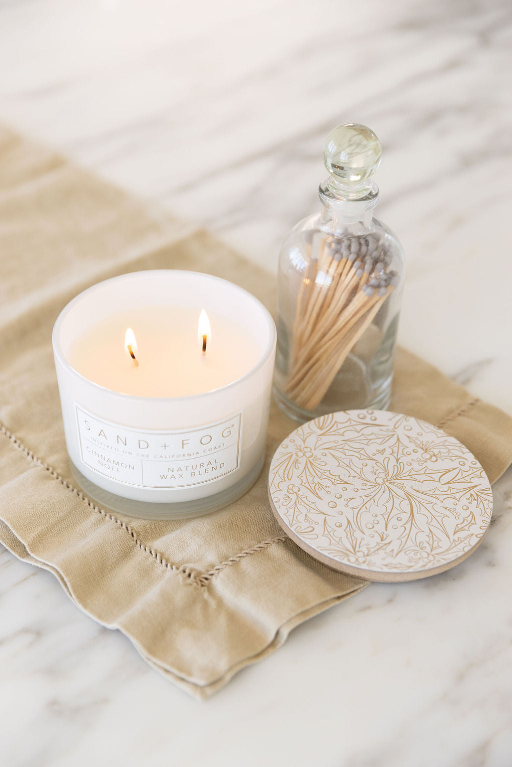 Cinnamon Noel 12 oz scented candle